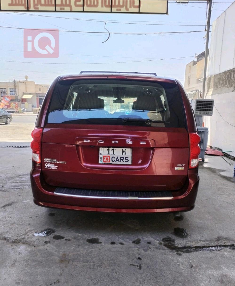 دودج جراند كارافان